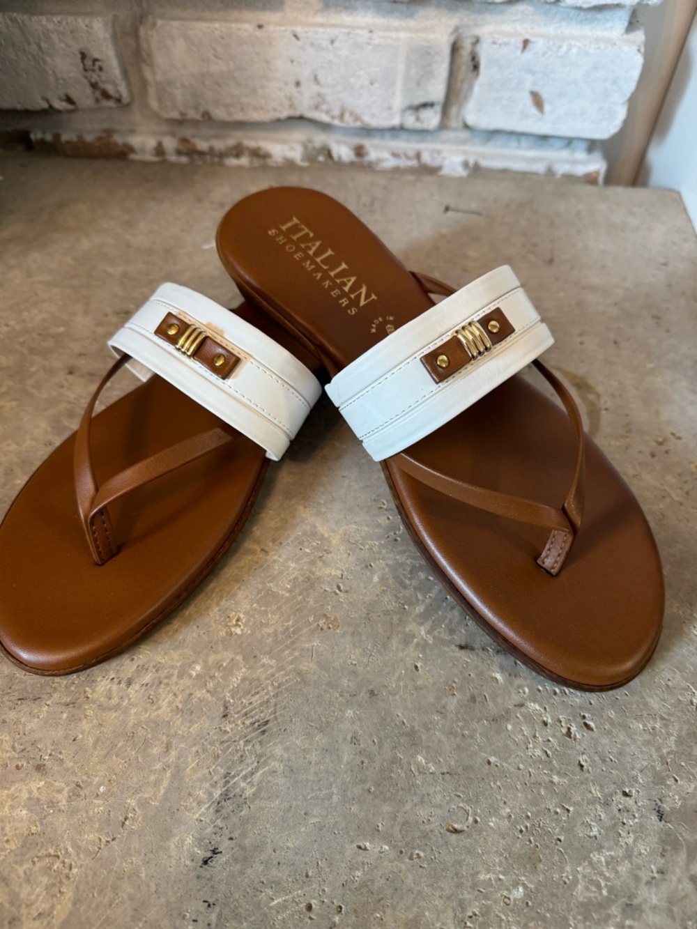 Italian Shoemakers White and Brown Leather Slide Thong Sandals with Gold Accent